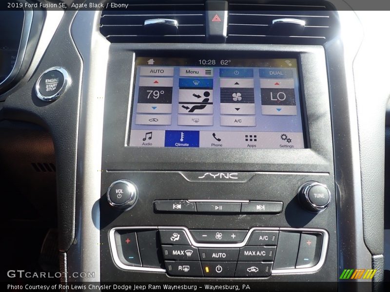 Agate Black / Ebony 2019 Ford Fusion SE