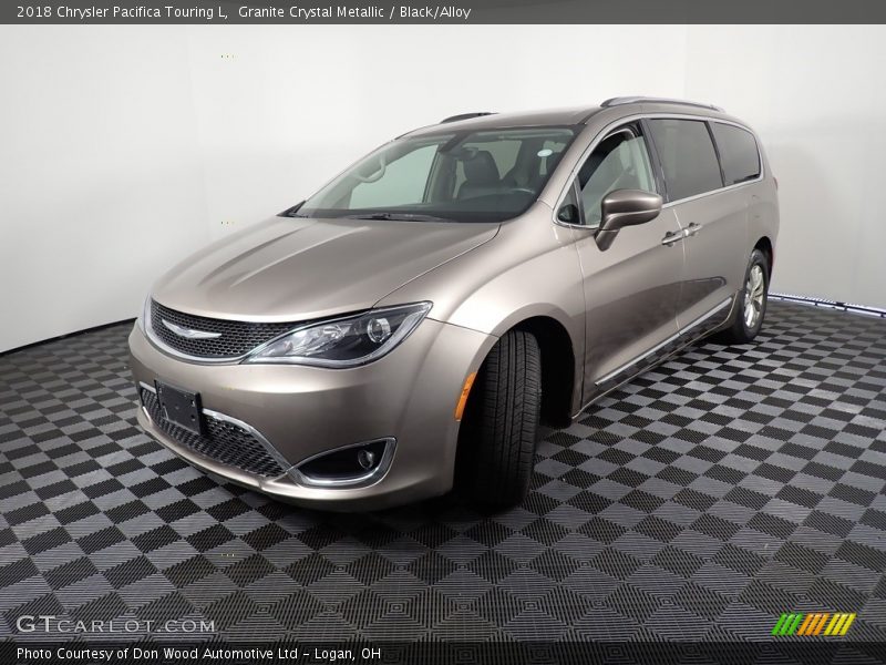 Granite Crystal Metallic / Black/Alloy 2018 Chrysler Pacifica Touring L