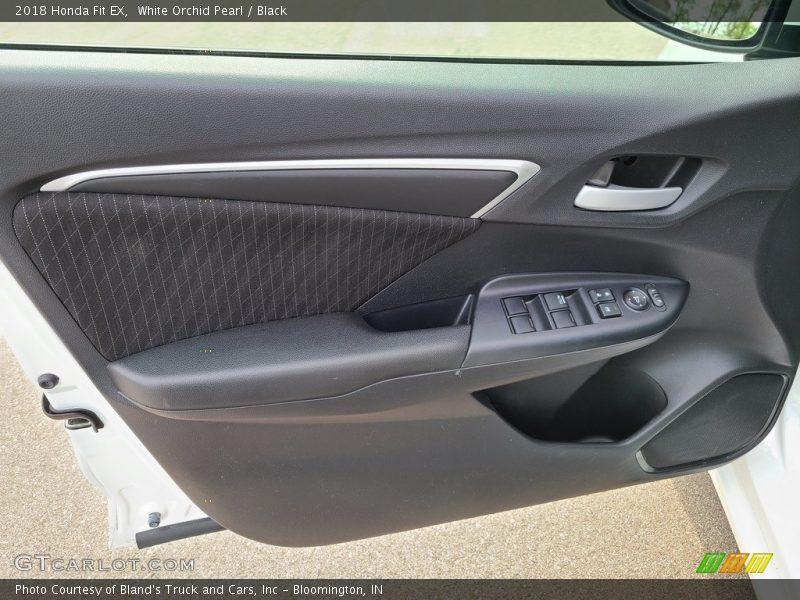 White Orchid Pearl / Black 2018 Honda Fit EX