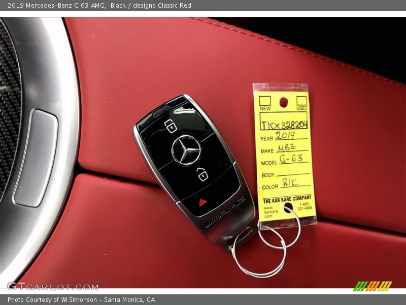 Black / designo Classic Red 2019 Mercedes-Benz G 63 AMG