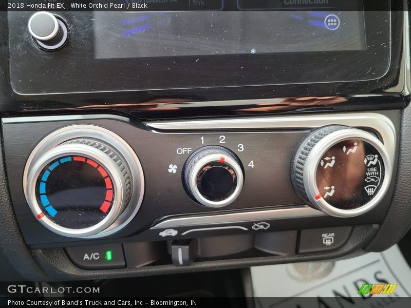 White Orchid Pearl / Black 2018 Honda Fit EX