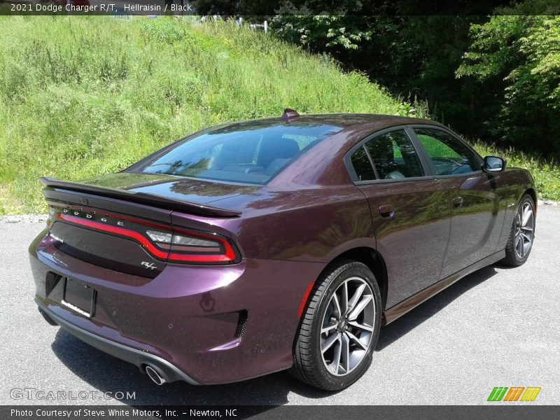 Hellraisin / Black 2021 Dodge Charger R/T