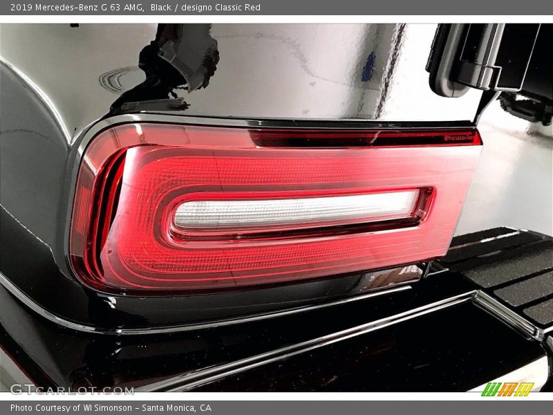 Black / designo Classic Red 2019 Mercedes-Benz G 63 AMG