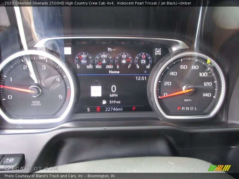 Iridescent Pearl Tricoat / Jet Black/­Umber 2020 Chevrolet Silverado 2500HD High Country Crew Cab 4x4