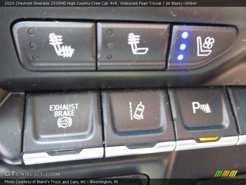 Iridescent Pearl Tricoat / Jet Black/­Umber 2020 Chevrolet Silverado 2500HD High Country Crew Cab 4x4