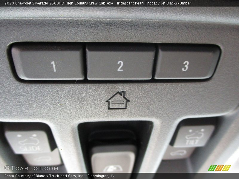 Iridescent Pearl Tricoat / Jet Black/­Umber 2020 Chevrolet Silverado 2500HD High Country Crew Cab 4x4