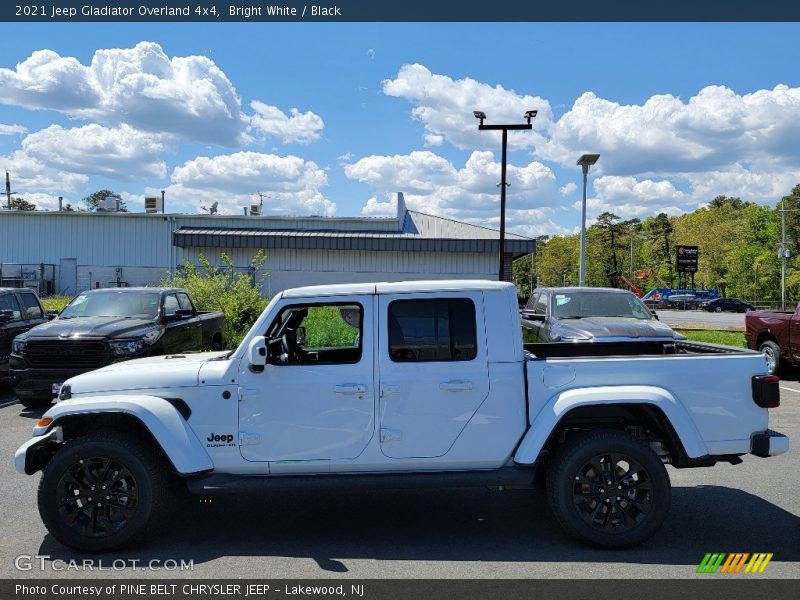 Bright White / Black 2021 Jeep Gladiator Overland 4x4