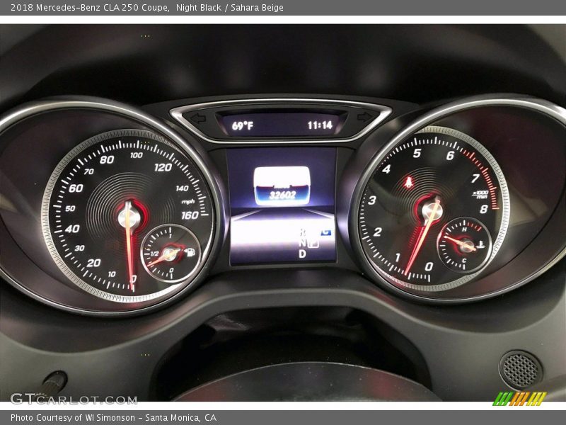 Night Black / Sahara Beige 2018 Mercedes-Benz CLA 250 Coupe