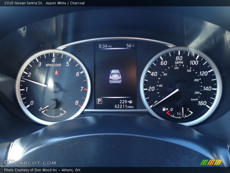 Aspen White / Charcoal 2016 Nissan Sentra SV