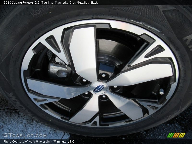 Magnetite Gray Metallic / Black 2020 Subaru Forester 2.5i Touring