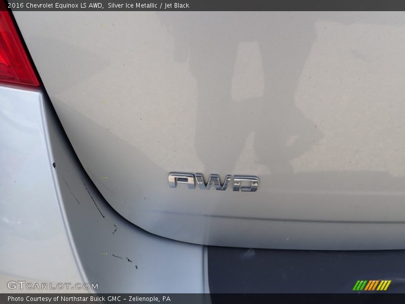 Silver Ice Metallic / Jet Black 2016 Chevrolet Equinox LS AWD