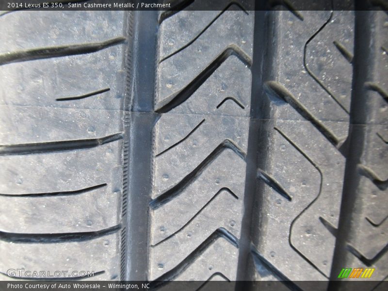Satin Cashmere Metallic / Parchment 2014 Lexus ES 350