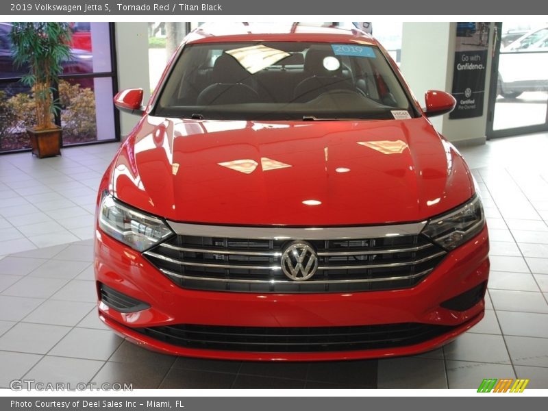 Tornado Red / Titan Black 2019 Volkswagen Jetta S