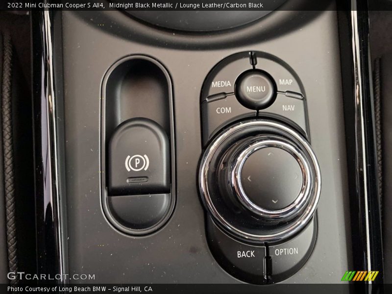 Controls of 2022 Clubman Cooper S All4