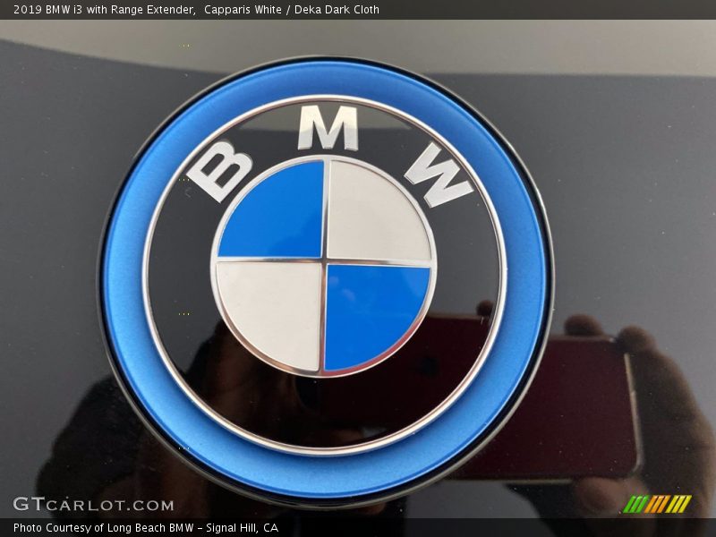 Capparis White / Deka Dark Cloth 2019 BMW i3 with Range Extender