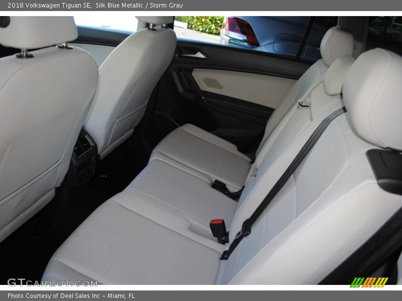 Silk Blue Metallic / Storm Gray 2018 Volkswagen Tiguan SE