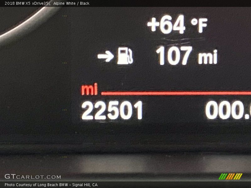 Alpine White / Black 2018 BMW X5 xDrive35i