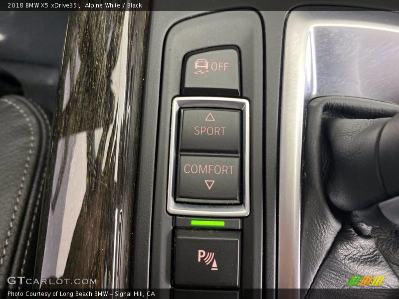 Alpine White / Black 2018 BMW X5 xDrive35i