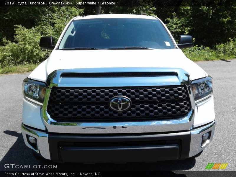 Super White / Graphite 2019 Toyota Tundra SR5 CrewMax 4x4
