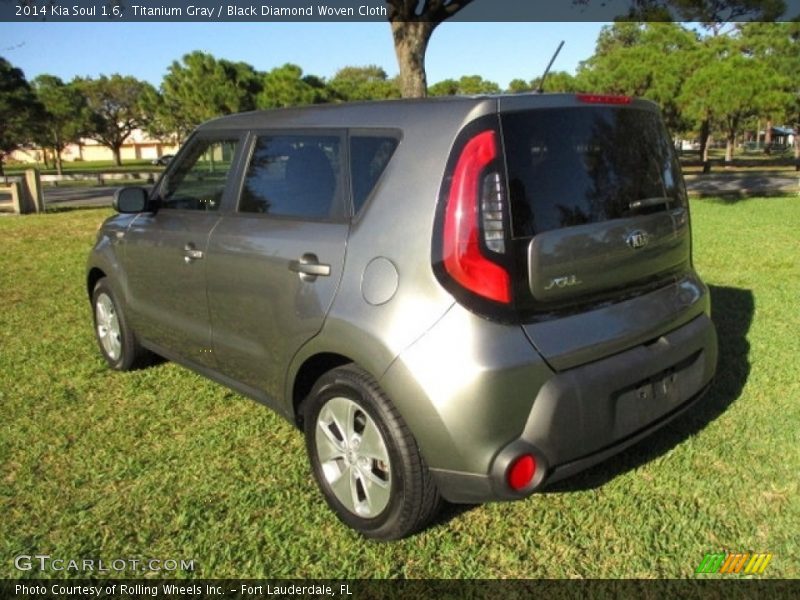 Titanium Gray / Black Diamond Woven Cloth 2014 Kia Soul 1.6