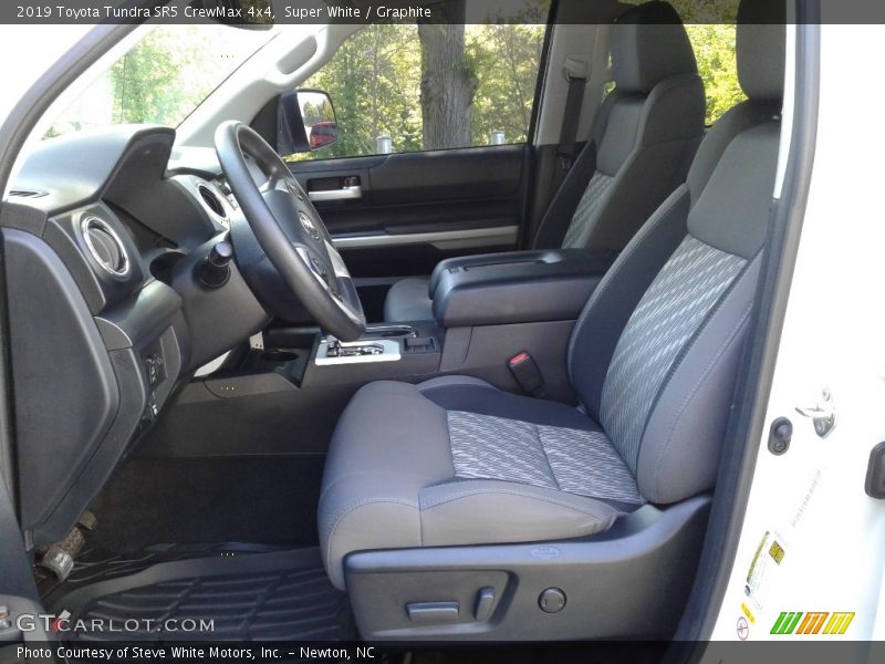 Super White / Graphite 2019 Toyota Tundra SR5 CrewMax 4x4