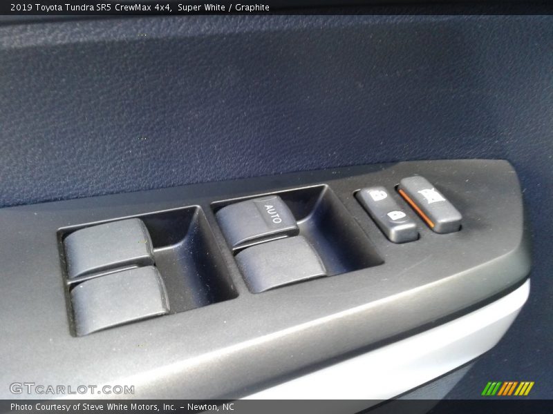 Super White / Graphite 2019 Toyota Tundra SR5 CrewMax 4x4