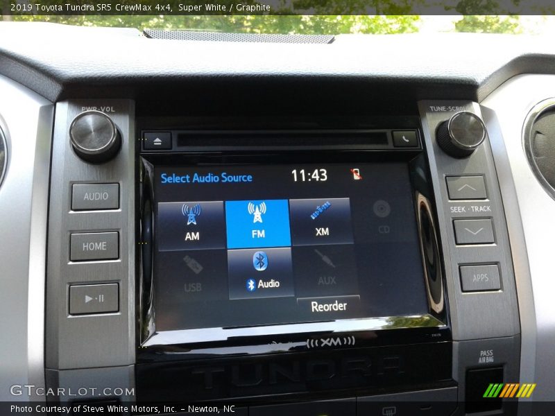 Super White / Graphite 2019 Toyota Tundra SR5 CrewMax 4x4