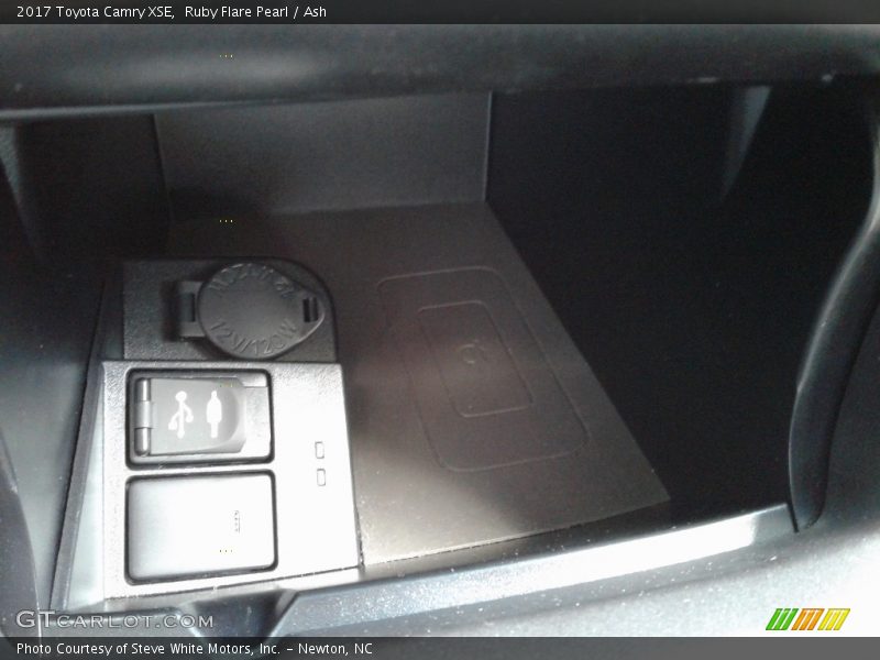 Ruby Flare Pearl / Ash 2017 Toyota Camry XSE