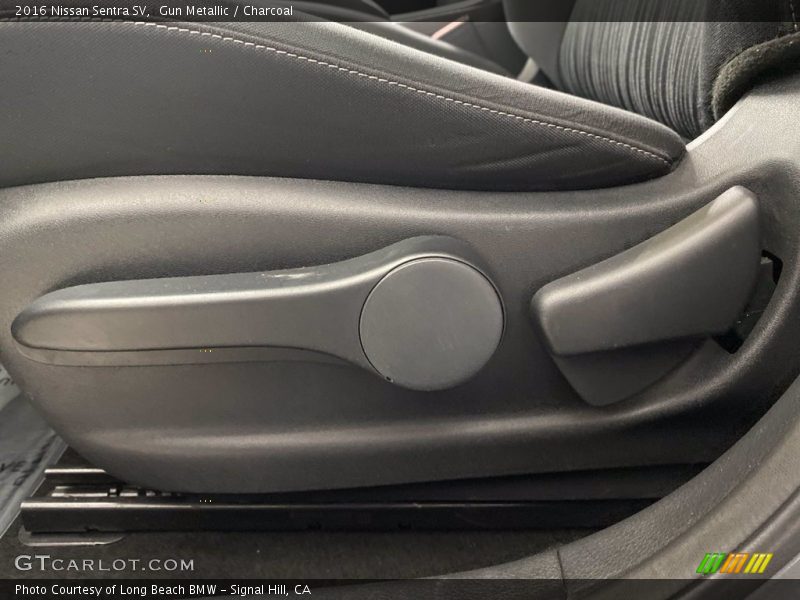 Front Seat of 2016 Sentra SV