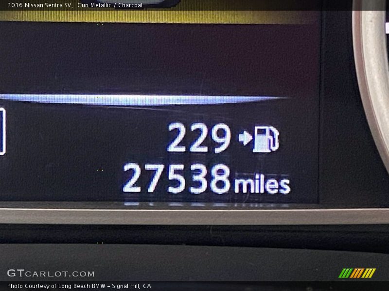 Gun Metallic / Charcoal 2016 Nissan Sentra SV