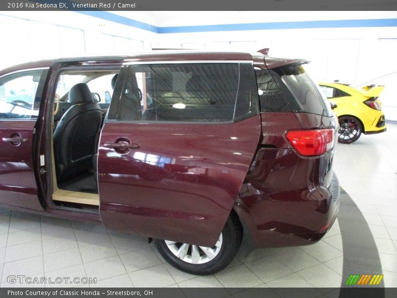 Venetian Red / Camel 2016 Kia Sedona EX
