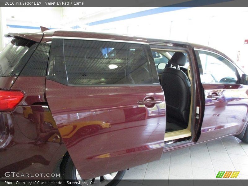 Venetian Red / Camel 2016 Kia Sedona EX