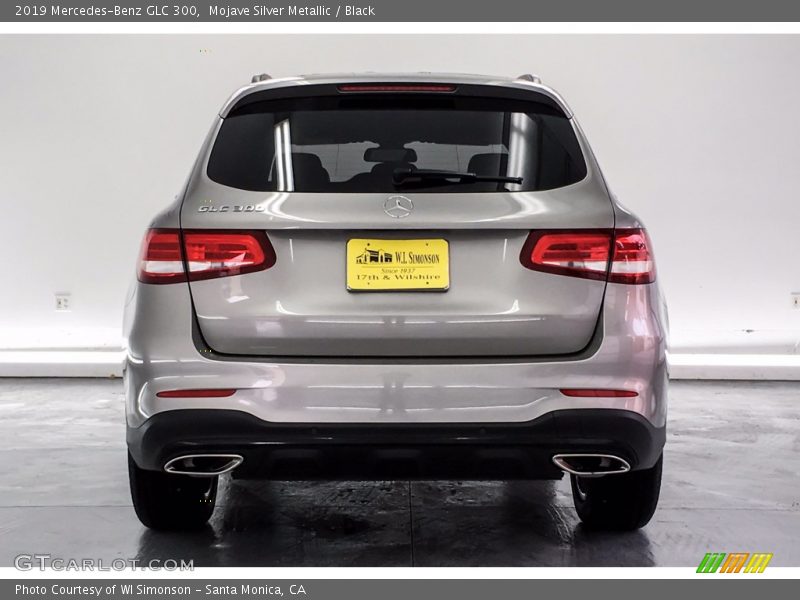 Mojave Silver Metallic / Black 2019 Mercedes-Benz GLC 300