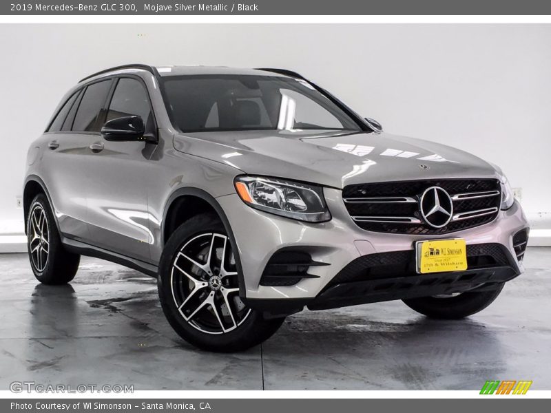 Mojave Silver Metallic / Black 2019 Mercedes-Benz GLC 300