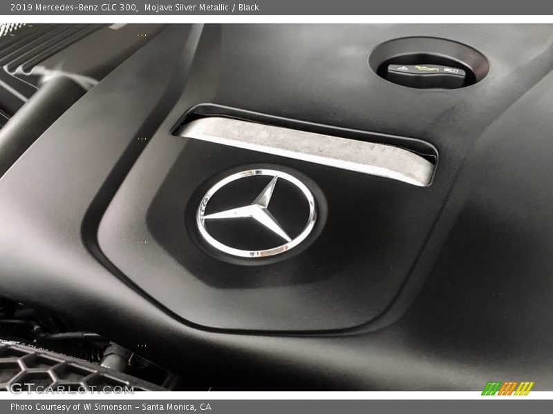 Mojave Silver Metallic / Black 2019 Mercedes-Benz GLC 300