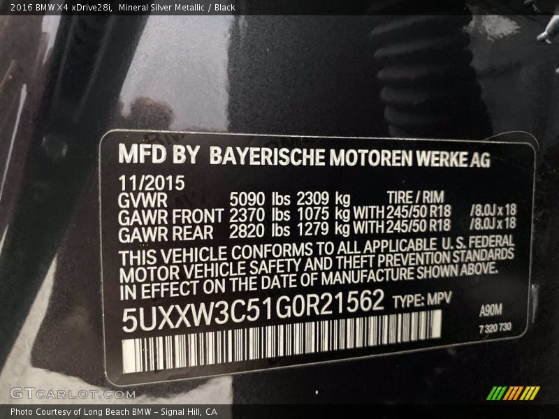 Mineral Silver Metallic / Black 2016 BMW X4 xDrive28i