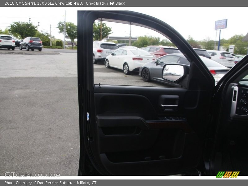 Onyx Black / Jet Black 2018 GMC Sierra 1500 SLE Crew Cab 4WD