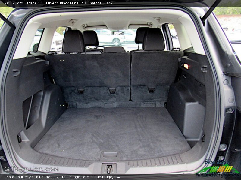 Tuxedo Black Metallic / Charcoal Black 2015 Ford Escape SE