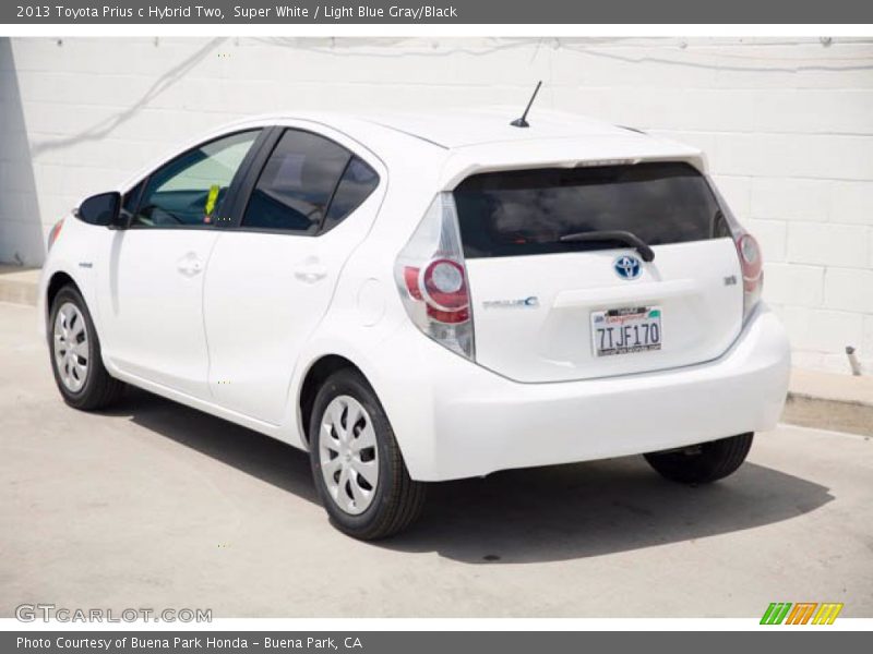 Super White / Light Blue Gray/Black 2013 Toyota Prius c Hybrid Two