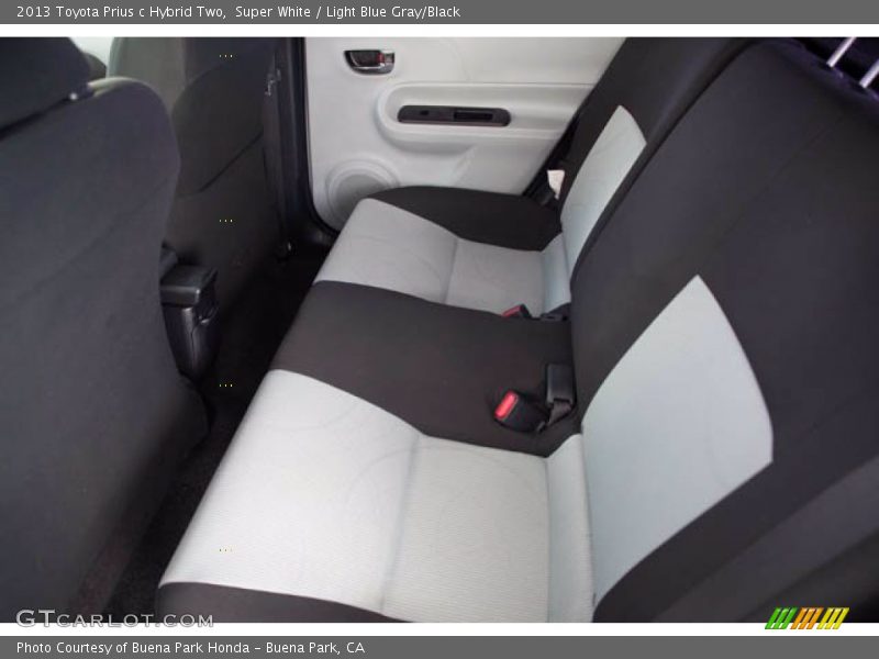 Super White / Light Blue Gray/Black 2013 Toyota Prius c Hybrid Two