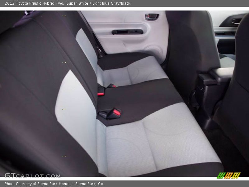 Super White / Light Blue Gray/Black 2013 Toyota Prius c Hybrid Two