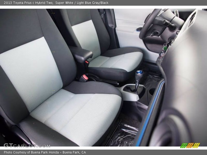 Super White / Light Blue Gray/Black 2013 Toyota Prius c Hybrid Two