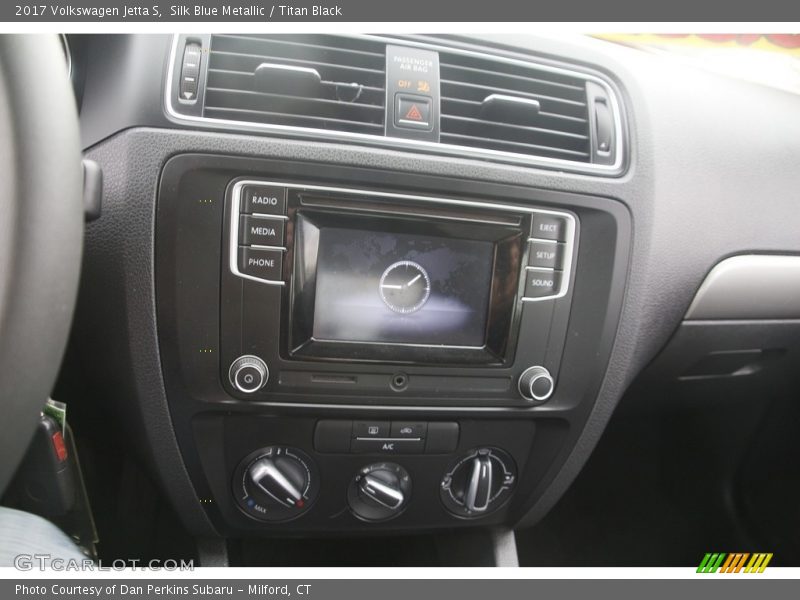 Silk Blue Metallic / Titan Black 2017 Volkswagen Jetta S