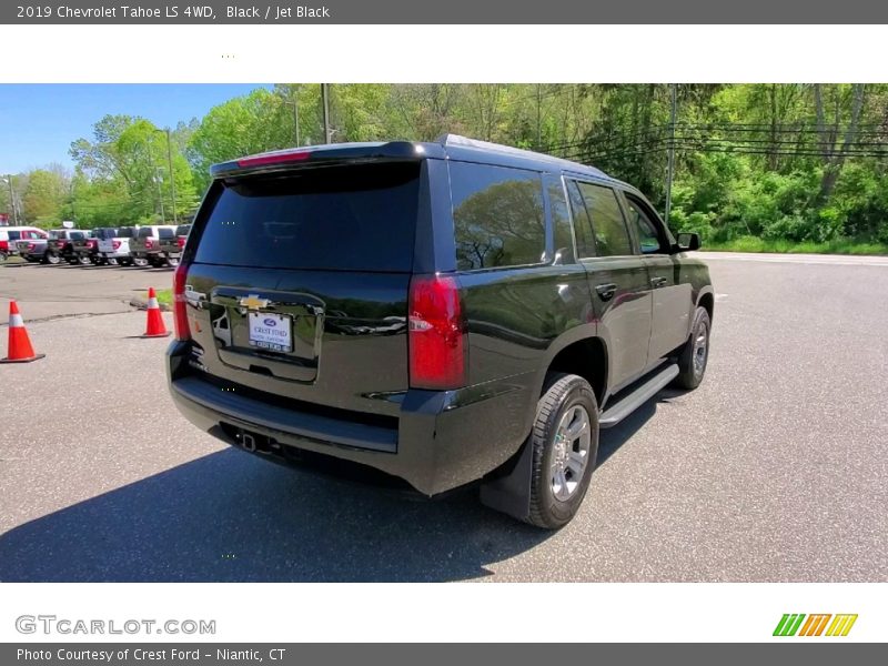 Black / Jet Black 2019 Chevrolet Tahoe LS 4WD