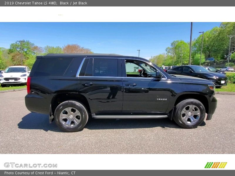 Black / Jet Black 2019 Chevrolet Tahoe LS 4WD