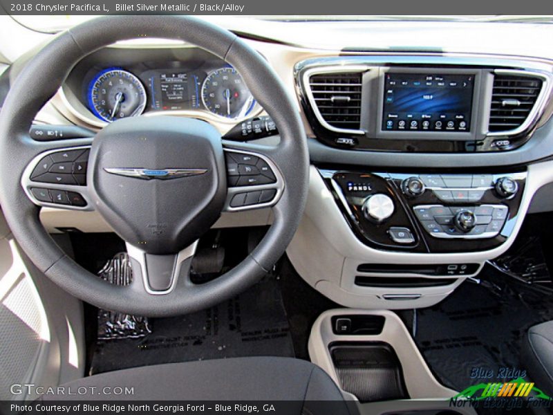 Billet Silver Metallic / Black/Alloy 2018 Chrysler Pacifica L