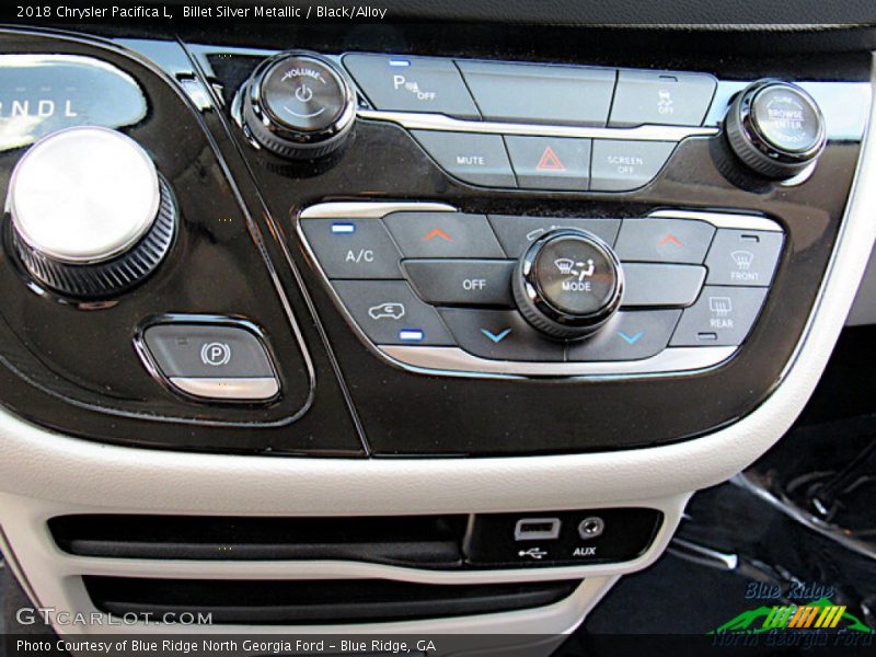 Billet Silver Metallic / Black/Alloy 2018 Chrysler Pacifica L