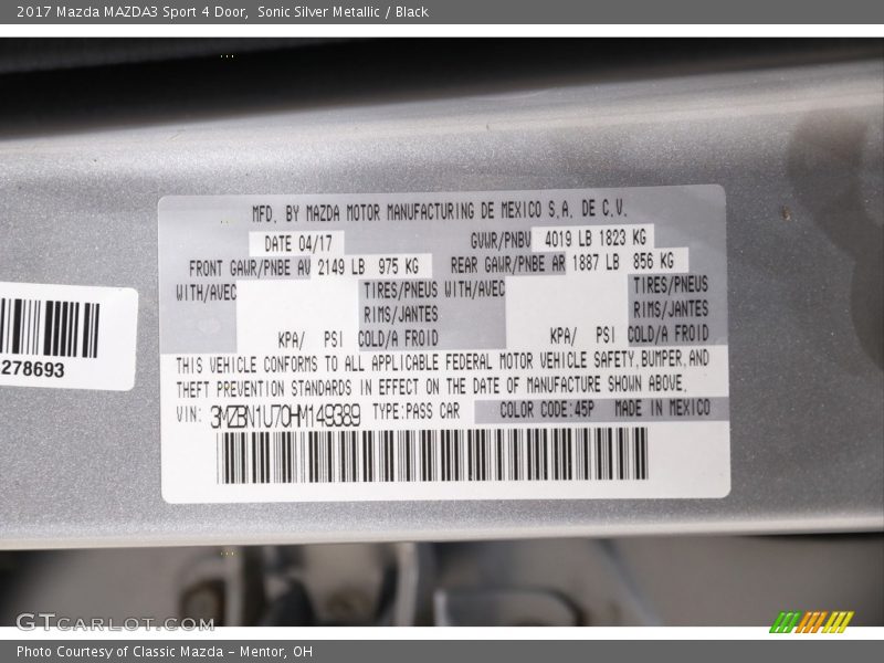 Sonic Silver Metallic / Black 2017 Mazda MAZDA3 Sport 4 Door