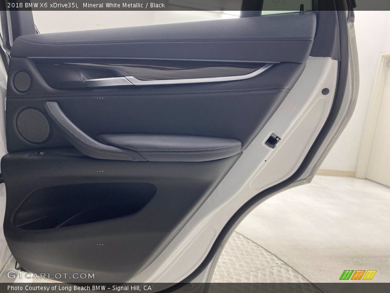 Mineral White Metallic / Black 2018 BMW X6 xDrive35i