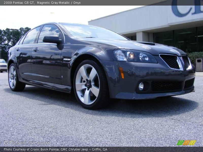 Magnetic Gray Metallic / Onyx 2009 Pontiac G8 GT